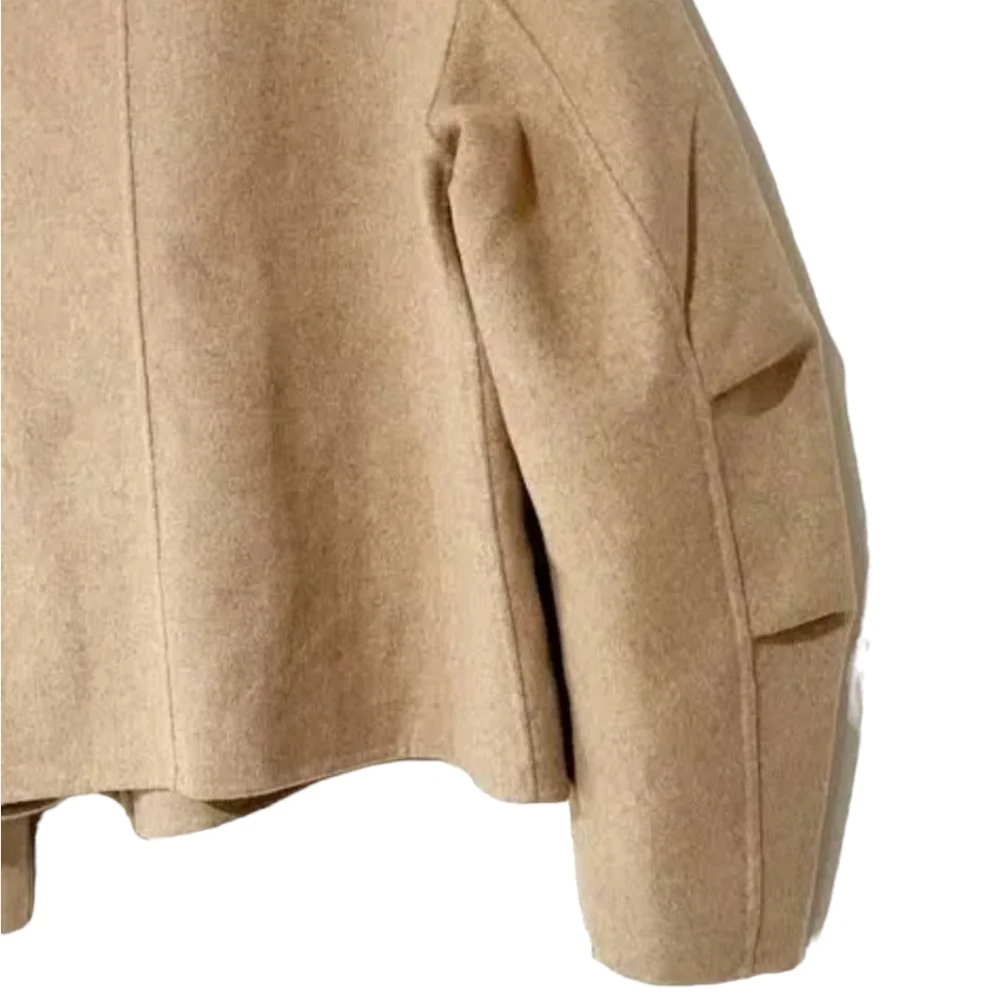 Bernardo Women's Wool Blend Cropped Oversized Lapel Handmade Jacket, Size Medium - Picture 11 of 12